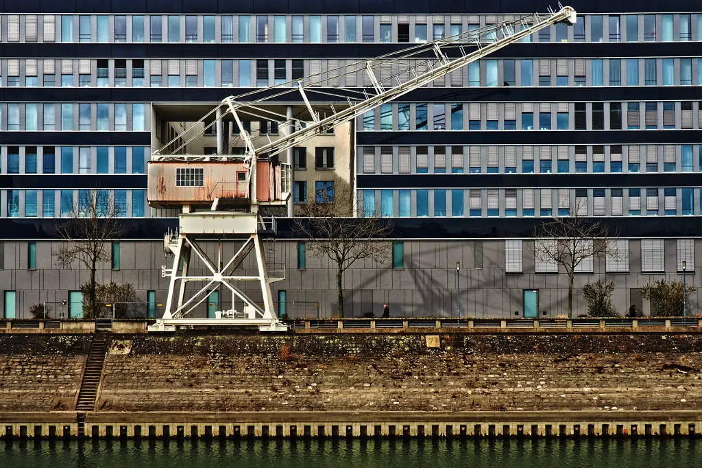 machine industrielle sur chantier